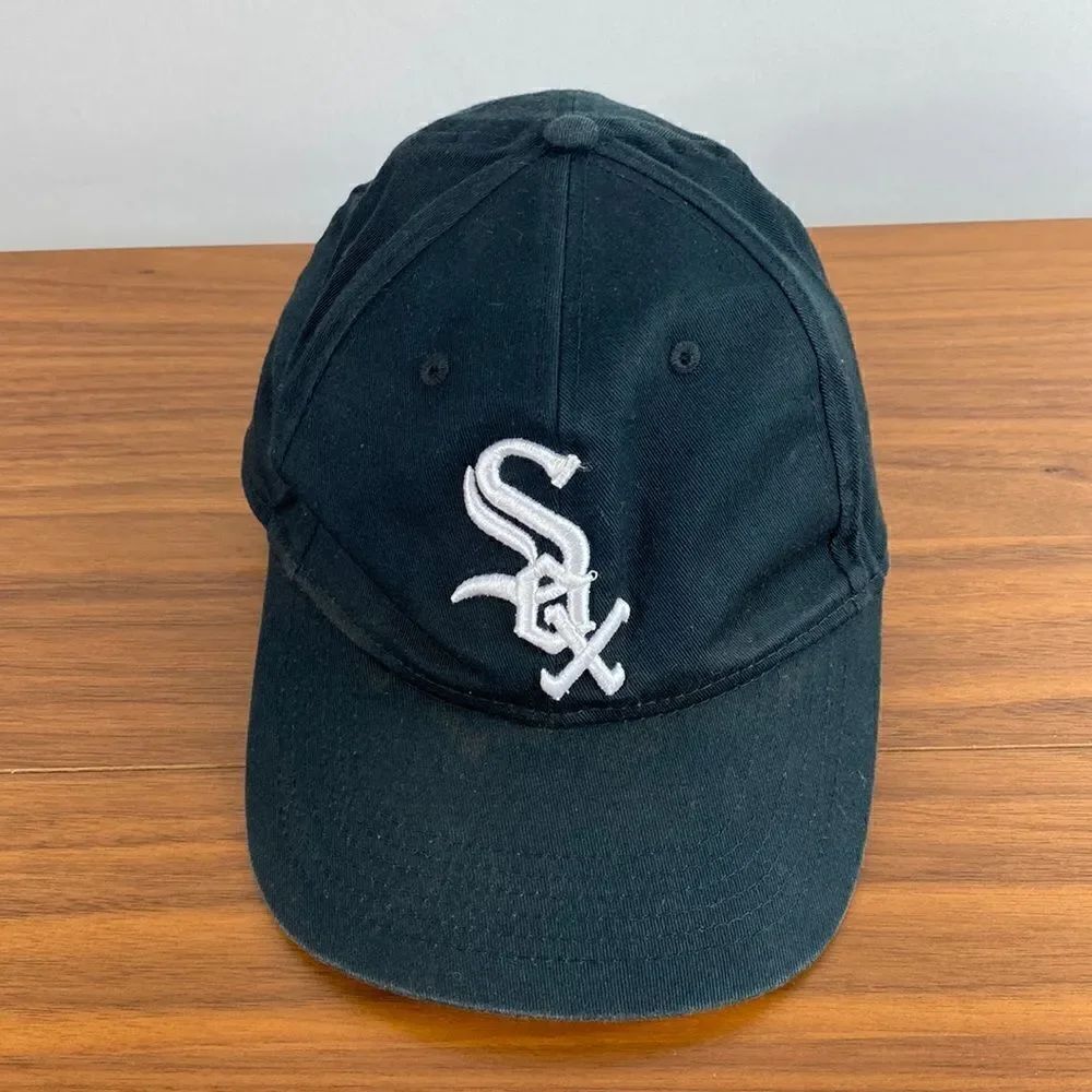 OC Sports Chicago White Sox adjustable hat, OS.